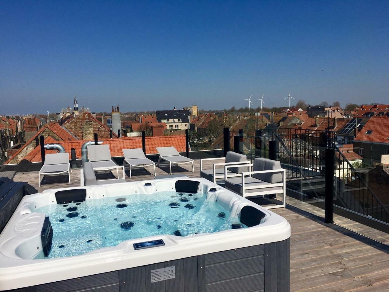 Luxurious Apartment In Nieuwpoort With Jacuzzi Exterior photo